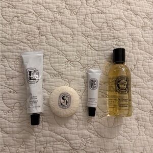 diptyque White and Amber Travel Bath Set